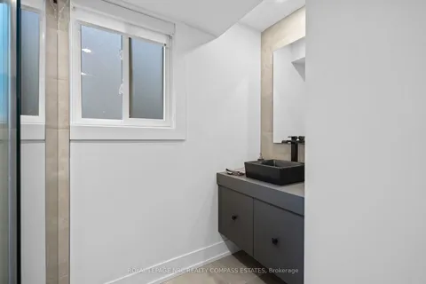 10 Belair Drive, ON L2N 6W5