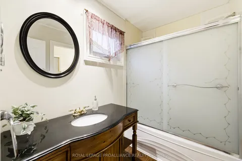 7 Centennial Drive, ON L1A 3S9