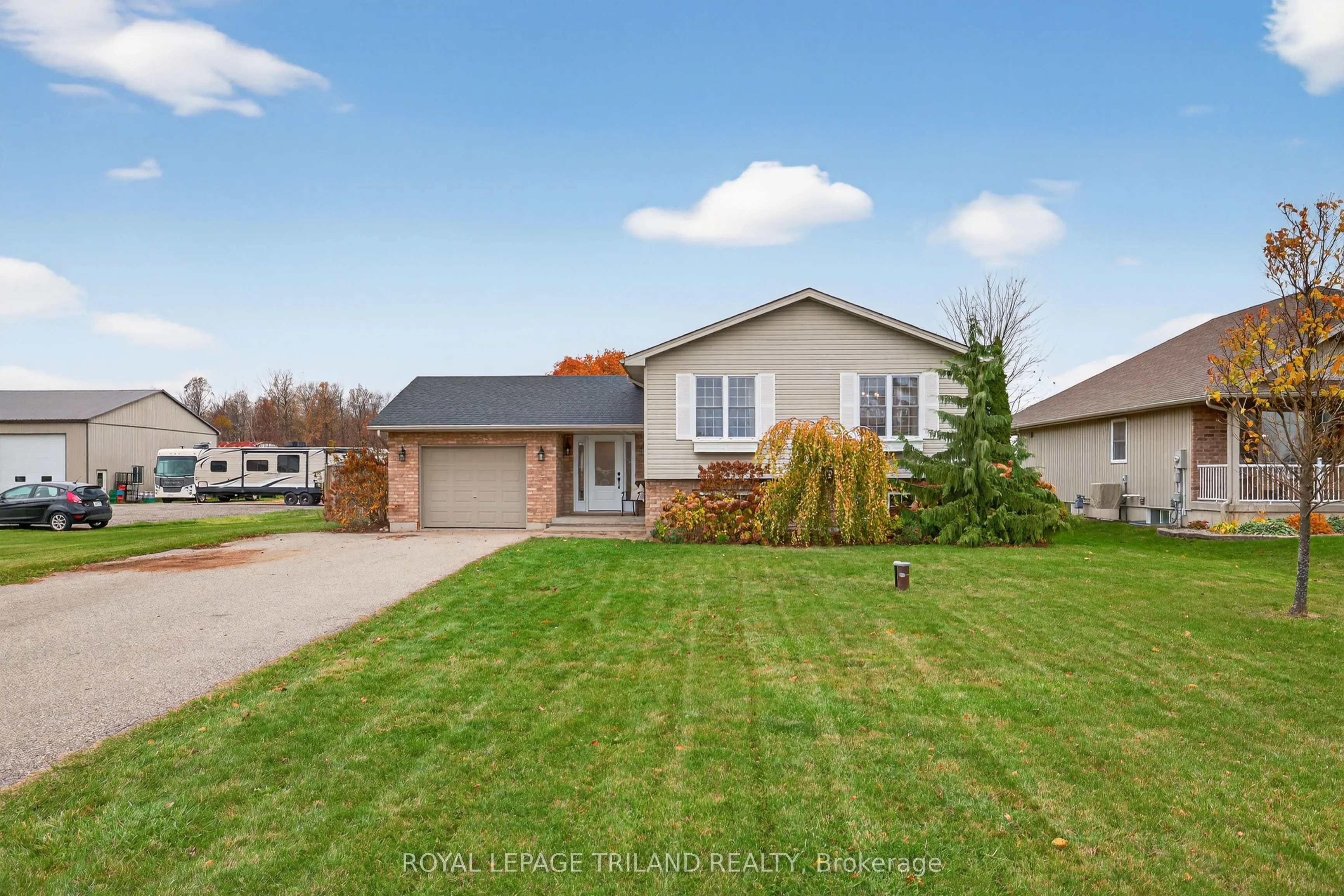 11565 Springfield Road, ON N5H 2R3