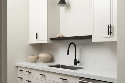 21 Natures Way, ON P1H 0B4