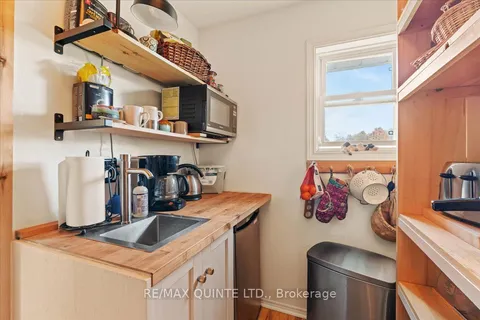 15775 Loyalist Parkway, ON K0K 1G0