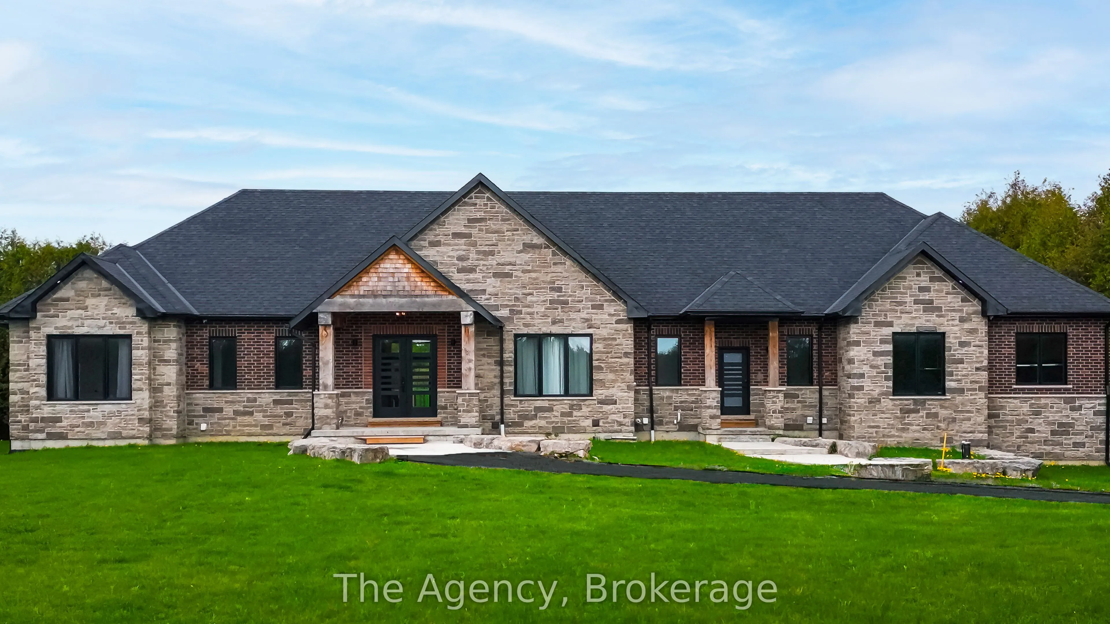 634060 Highway 10 Highway, ON L9W 5P4