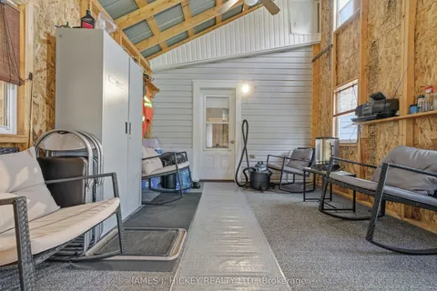 37103 Highway 17 Highway, ON K0J 2H0