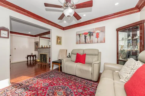 1282 Heron Road, ON K1V 6A8