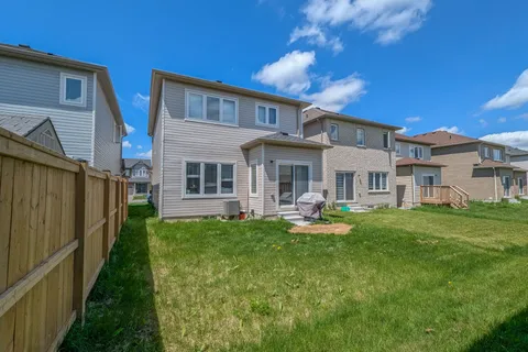 136 Tumblewood Place, ON L3B 0J3