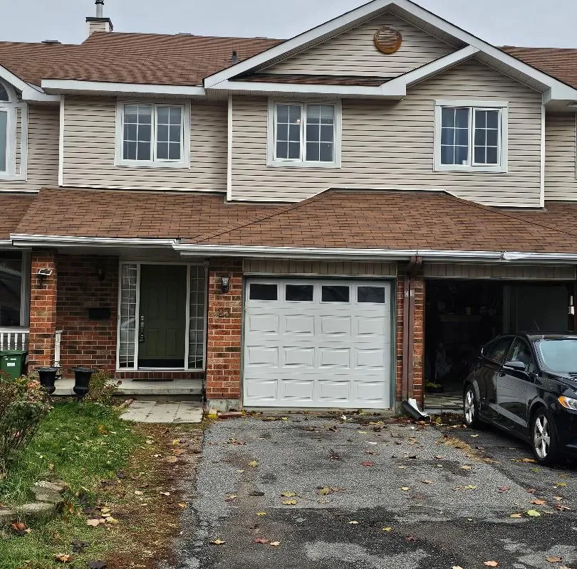 23 ORISKA Way, ON K2J 4N7