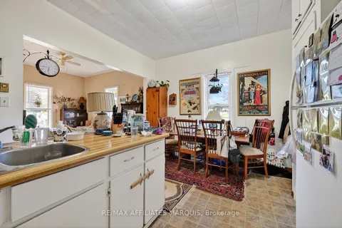 26 Rideau Street, ON K0G 1X0