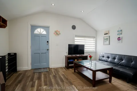 6483 Ash Street, ON L2G 2H4