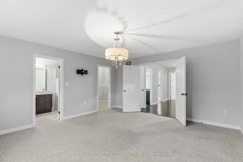 19 Blue Mountain Drive, ON L0R 1P0