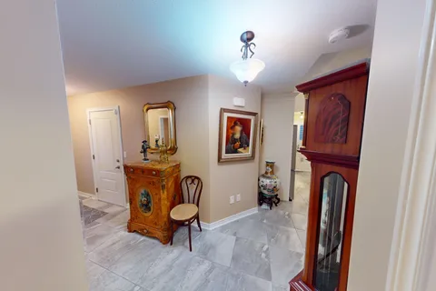 125 Clare Avenue, ON L3C 0B7