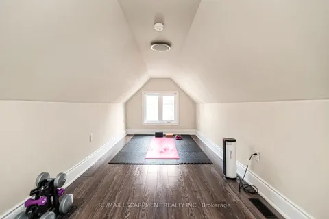 319 Hunter Street, ON L8P 1S5