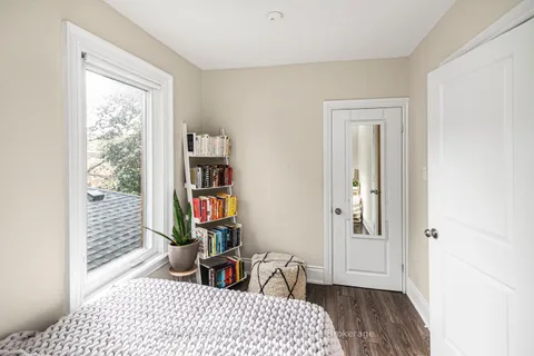 319 Hunter Street, ON L8P 1S5