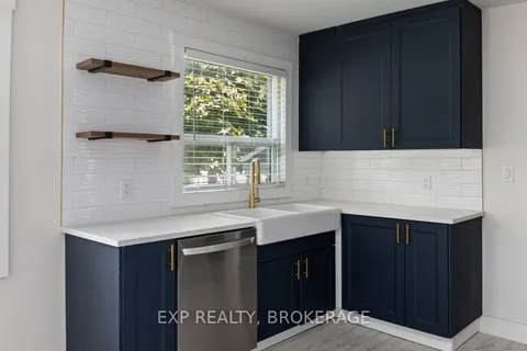 19 Scott Street, ON K7L 1L3