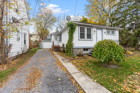 58 Stanley Street, ON K7K 1Y1