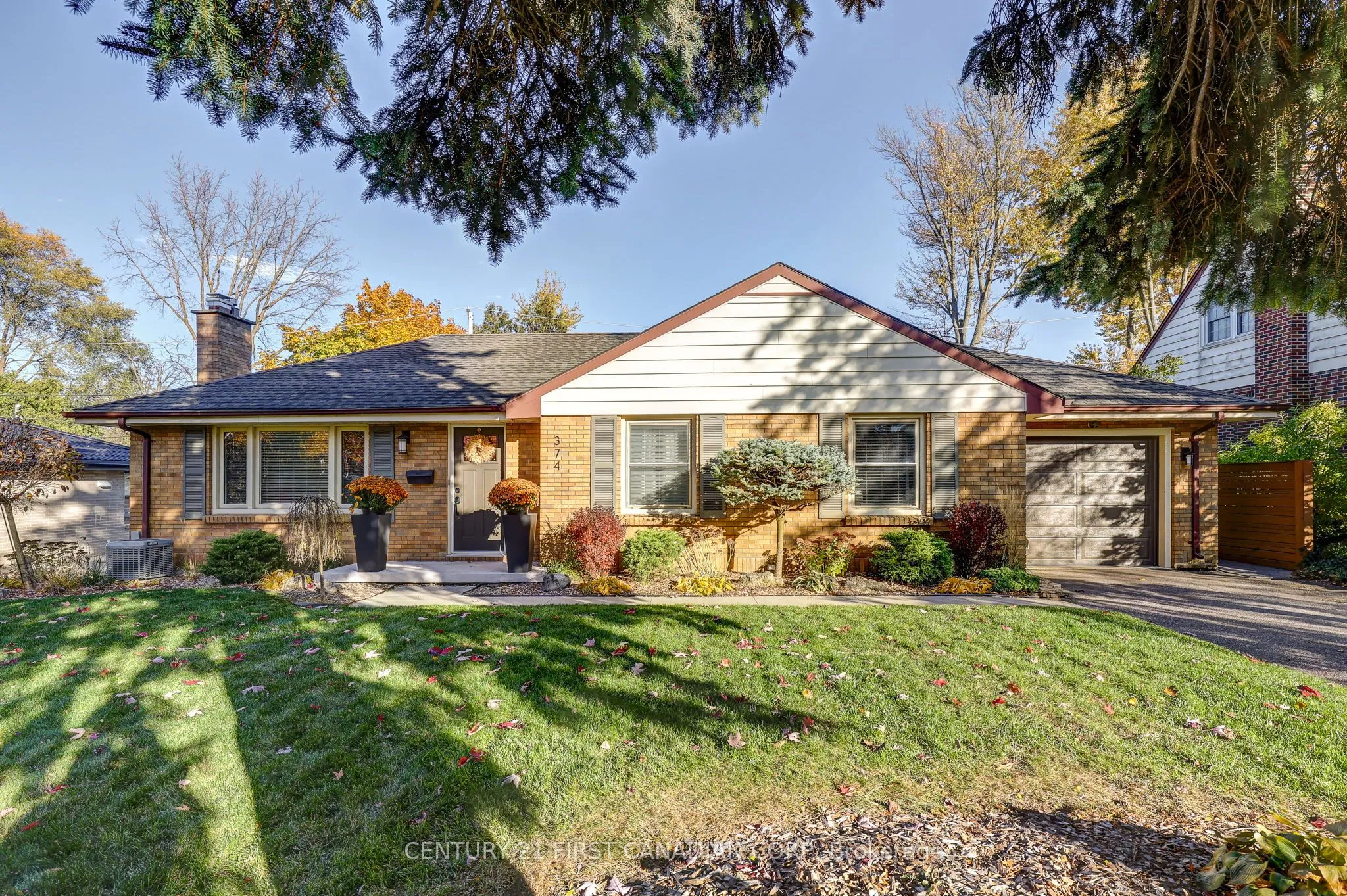 374 Glenrose Drive, ON N6K 2A8