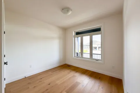 151 WESTLINKS Drive, ON N0H 2C3