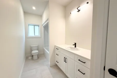 151 WESTLINKS Drive, ON N0H 2C3