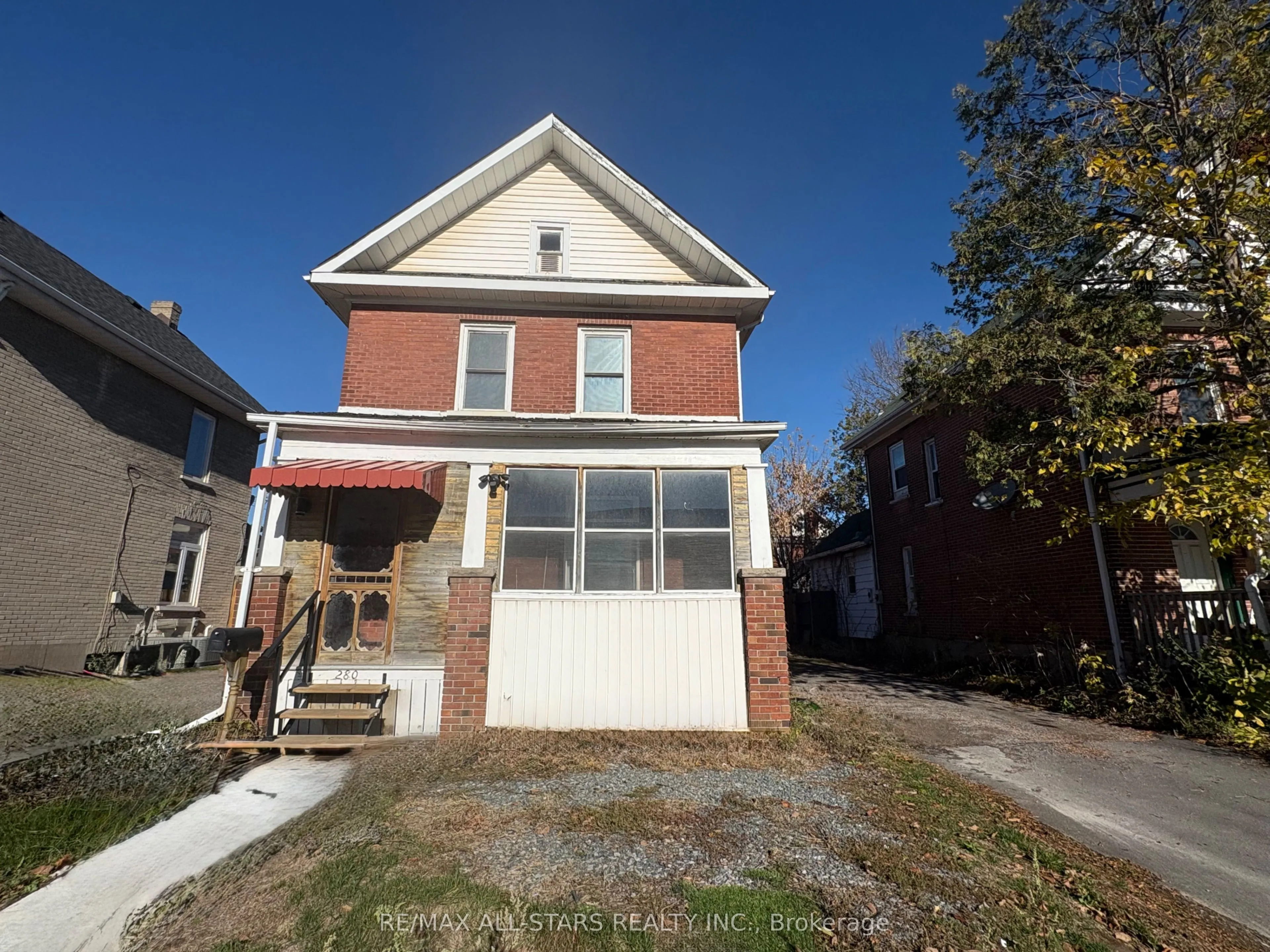 280 Lansdowne Street, ON K9J 1Y8