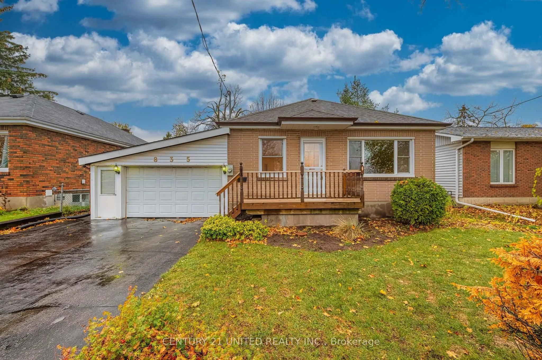 835 Barnardo Avenue, ON K9H 5W1