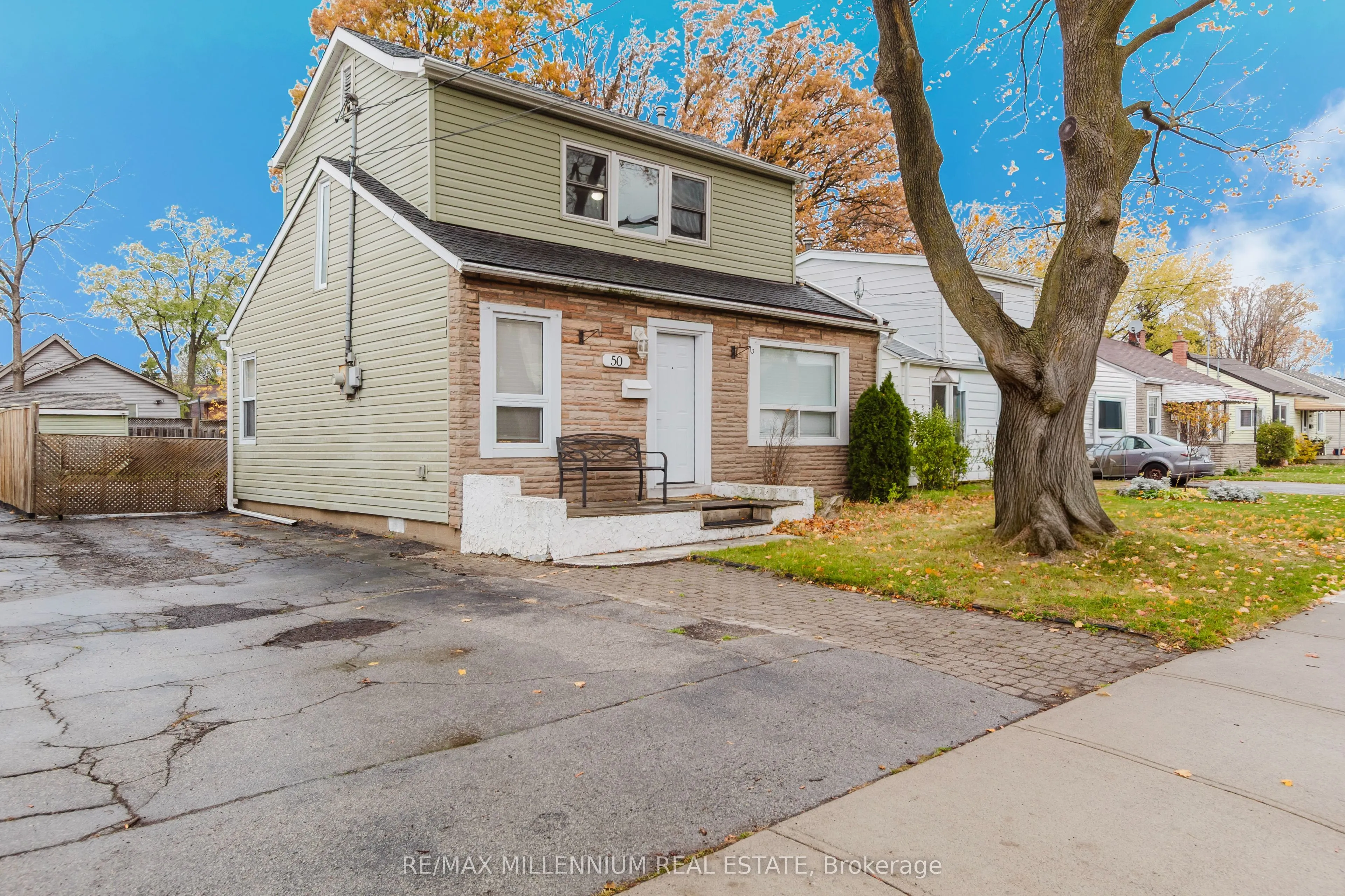 50 East 33rd Street, ON L8V 3T1