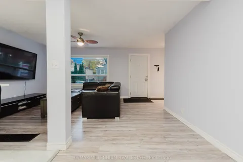 50 East 33rd Street, ON L8V 3T1