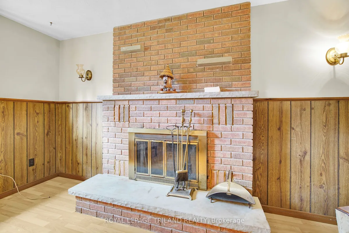 42 Applegreen Grove, ON N6J 4K4