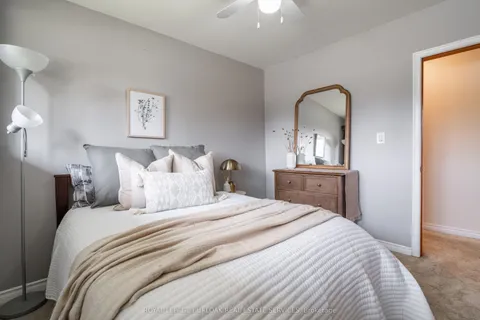 7 Kenwood Crescent, ON L8T 1W3