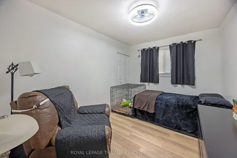 34 Confederation Drive, ON N5P 3Y6