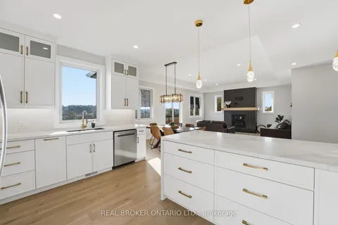 48 Rebecca Drive, ON N5H 0A1