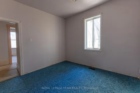 31 Daniel Street, ON K7S 2K6