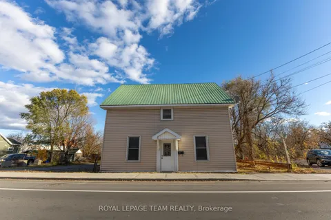 31 Daniel Street, ON K7S 2K6