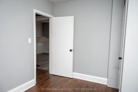 39 CARLETON Street, ON L2V 2A6