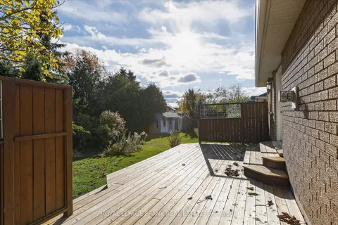 2940 Jennifer Drive, ON K9L 1Z9