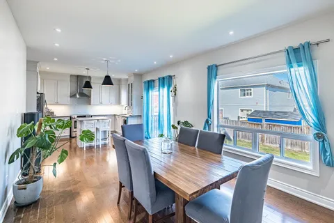 543 Wansbrough Way, ON L9V 2S6