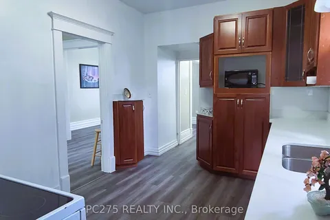 171 Egerton Street, ON N5Z 2G5