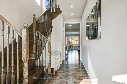 33 Robbins Ridge, ON N3L 0H2