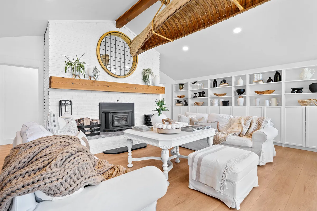 98 Juniper Lane, ON K0K 3G0