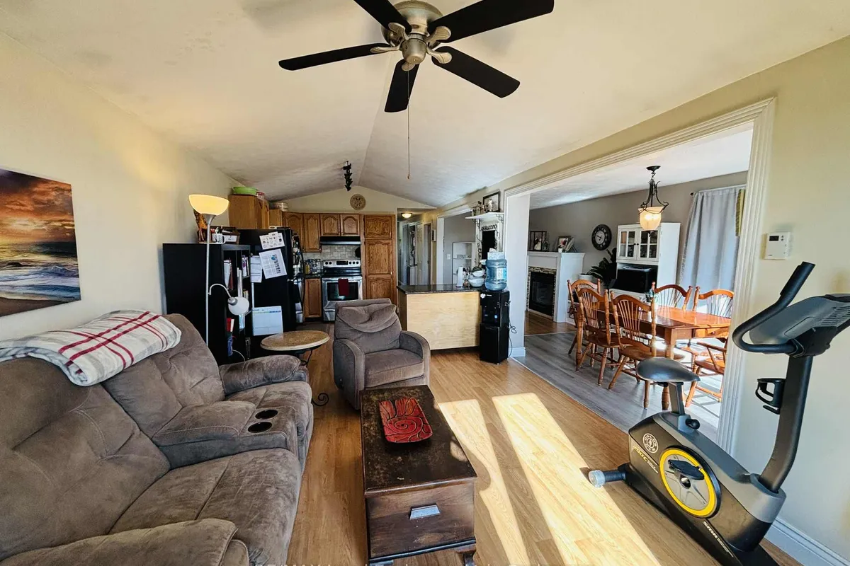 206 Grace Street, ON N0H 2N0