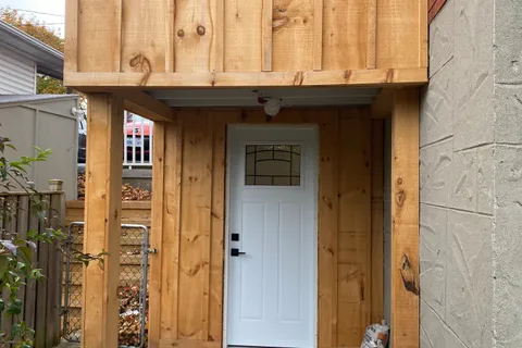 1067 Bernhardt Street, ON N3H 2X9