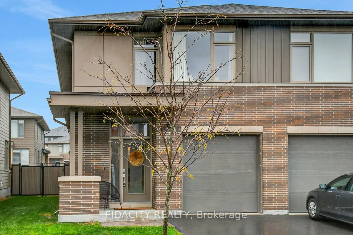 864 Moses Tennisco Street, ON K1K 5A2