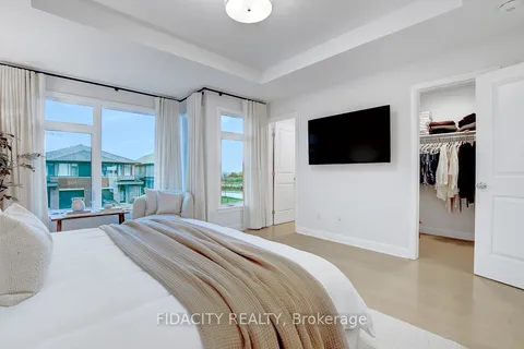 864 Moses Tennisco Street, ON K1K 5A2