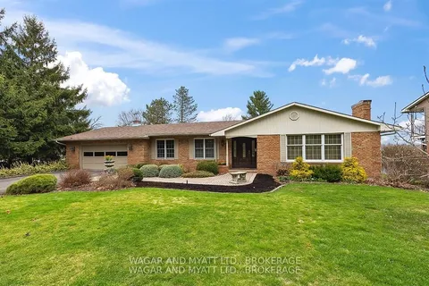 99 River Road, ON K7R 3H3