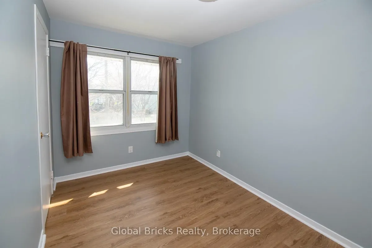 32 Wistow Street, ON N5V 1E1