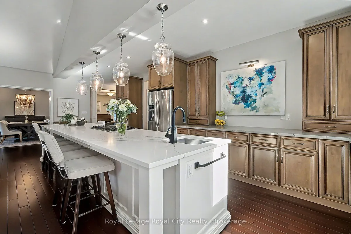 8 Zaduk Place, ON N1G 0A7