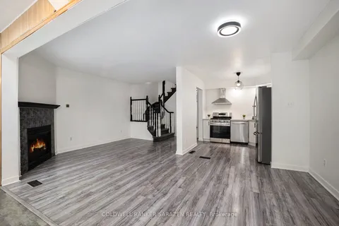 330 Fairbrooke Court, ON K7S 0E6