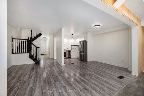 330 Fairbrooke Court, ON K7S 0E6