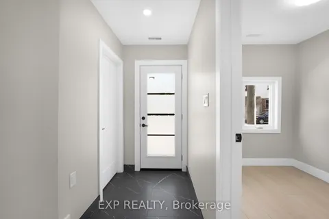 56 East 34th Street, ON L8V 3W3