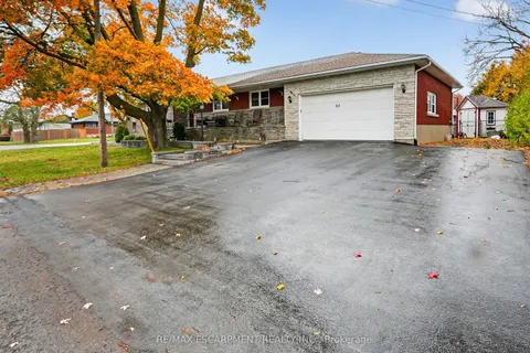 517 Stanley Street, ON L3K 3A9