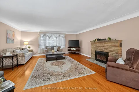 517 Stanley Street, ON L3K 3A9