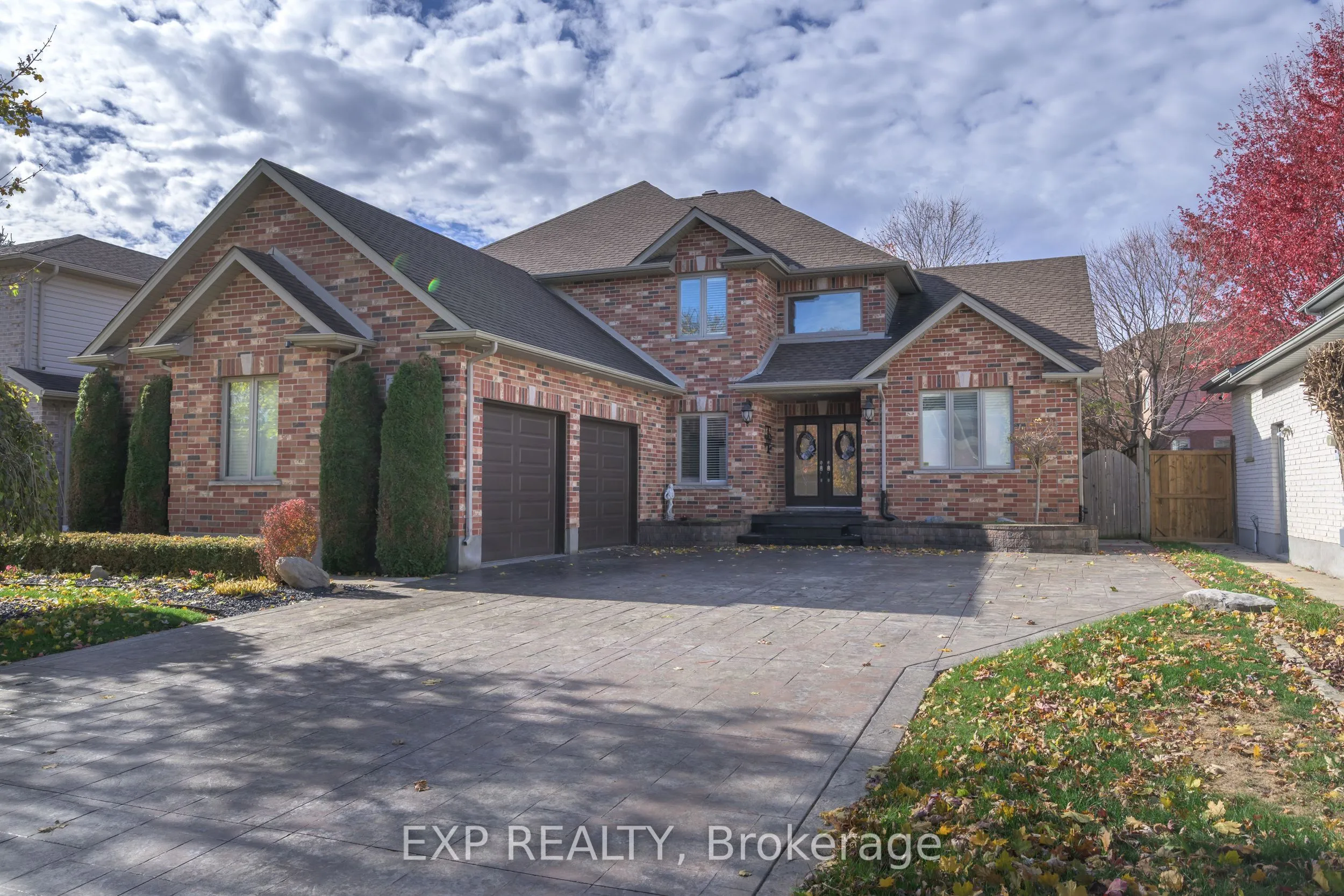 22 Farmhouse Road, ON N5Y 5M4